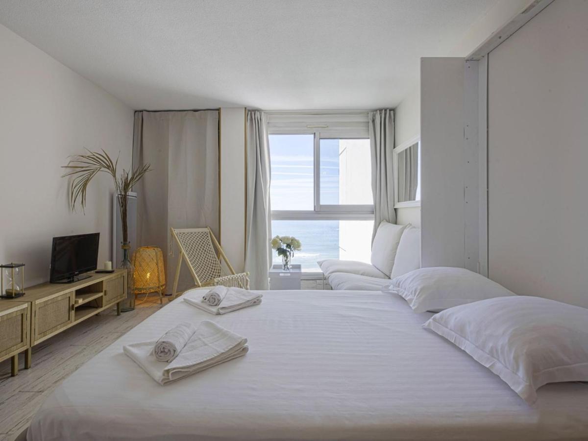 Superbe Studio Face A La Mer Acces Direct Plage Biarritz Exterior photo